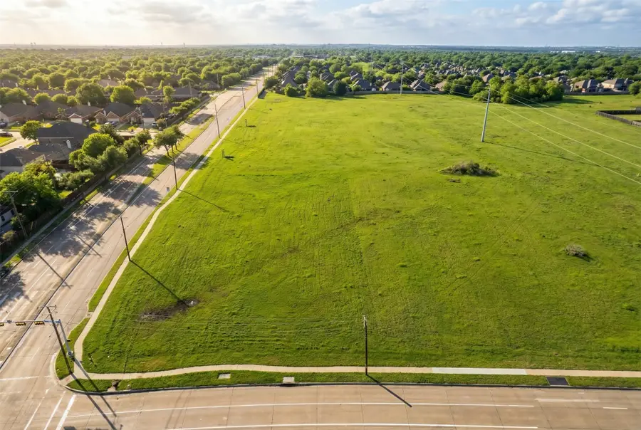 908 Polo Road, Grand Prairie, TX 75052 - #2