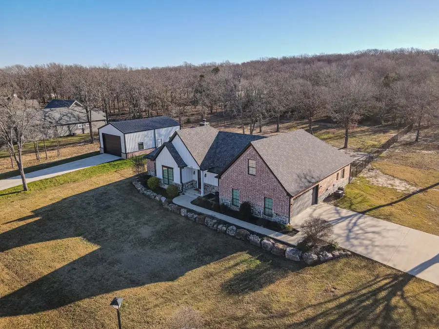 101 Lakeview Trail, Mabank, TX 75147 - Image #3