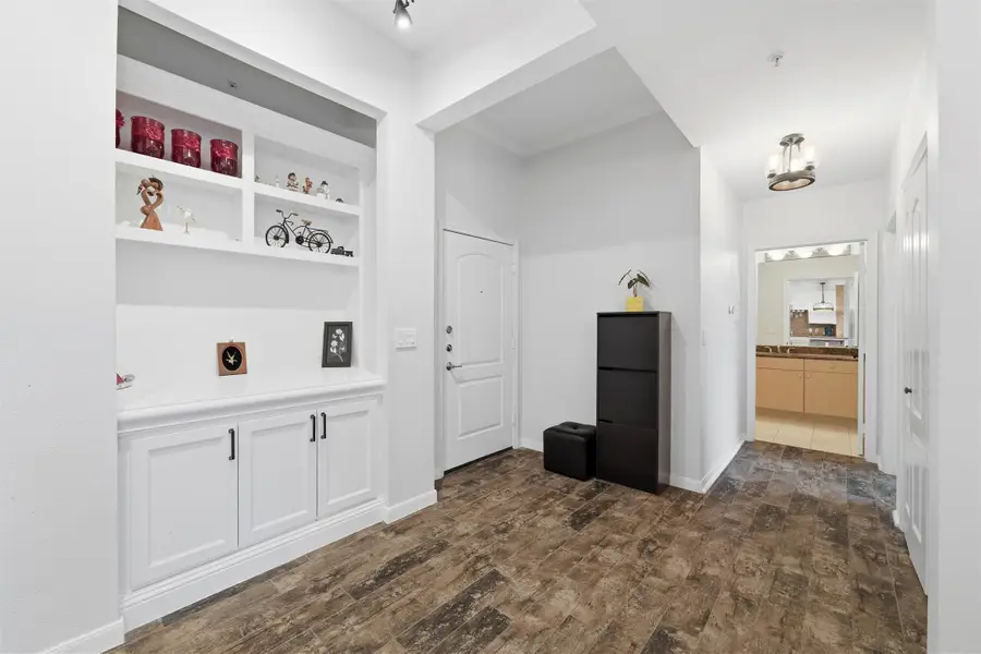 3225 Turtle Creek Boulevard #829, Dallas, TX 75219 - Image #3