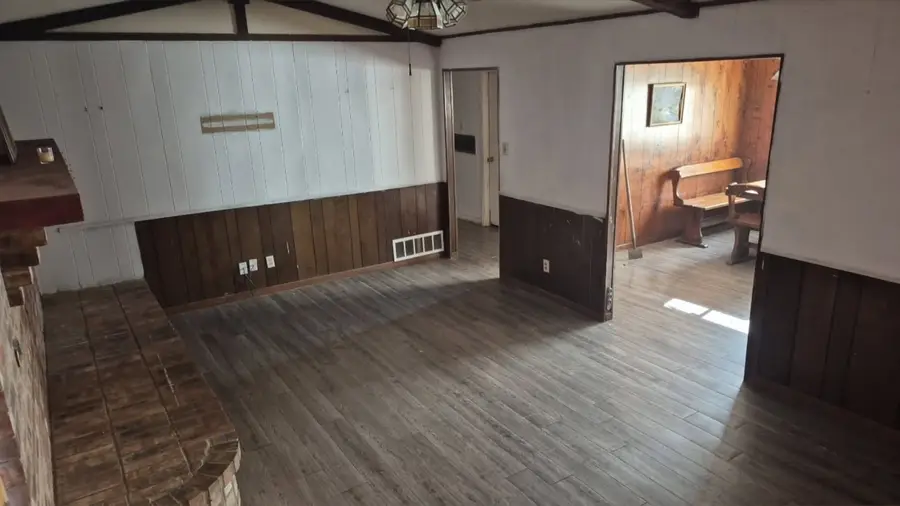 5193 County Road 15100, Blossom, TX 75416 - Image #2