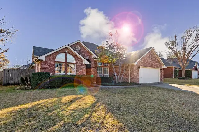 6808 Moss Lane, North Richland Hills, TX 76182 - Image #2