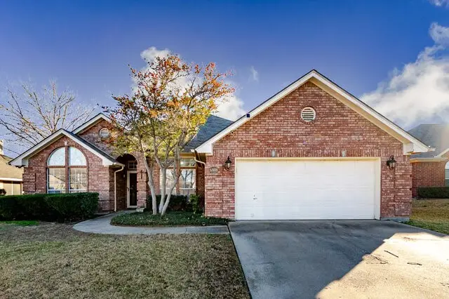 6808 Moss Lane, North Richland Hills, TX 76182 - Image #3