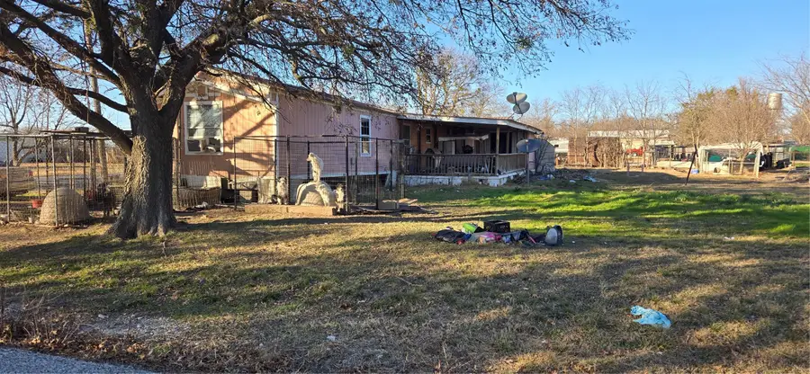 216 S Robinson Street, Myra, TX 76253 - #2