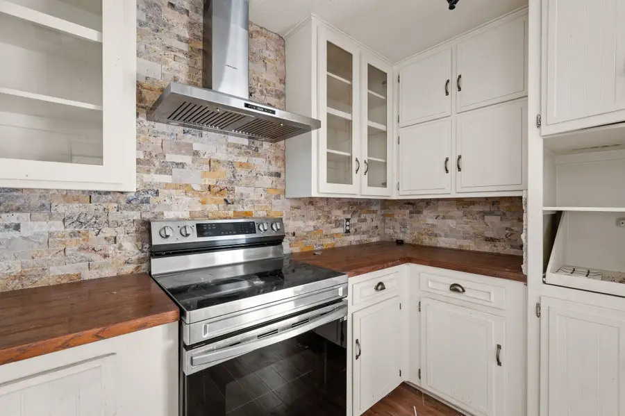 8209 Pearl Street, North Richland Hills, TX 76180 - Image #3