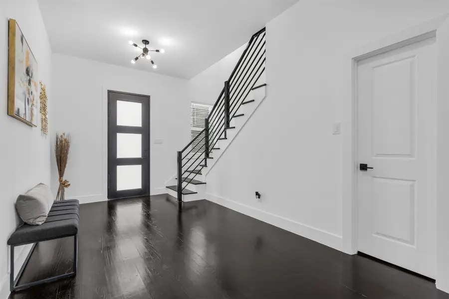 407 Dubois Avenue, Dallas, TX 75203 - #3