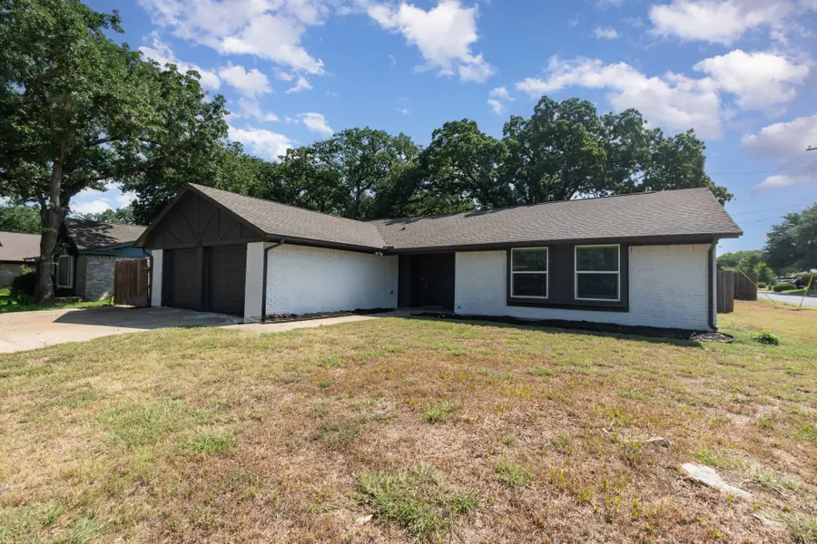 6908 Briardale Drive, North Richland Hills, TX 76182 - #3