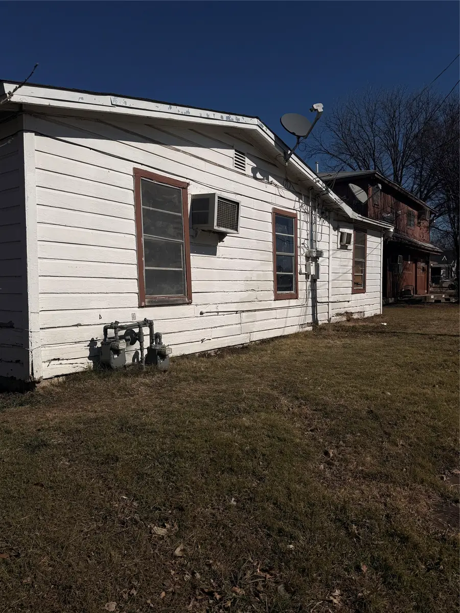 2819 Village Creek Road, Fort Worth, TX 76105 - #2