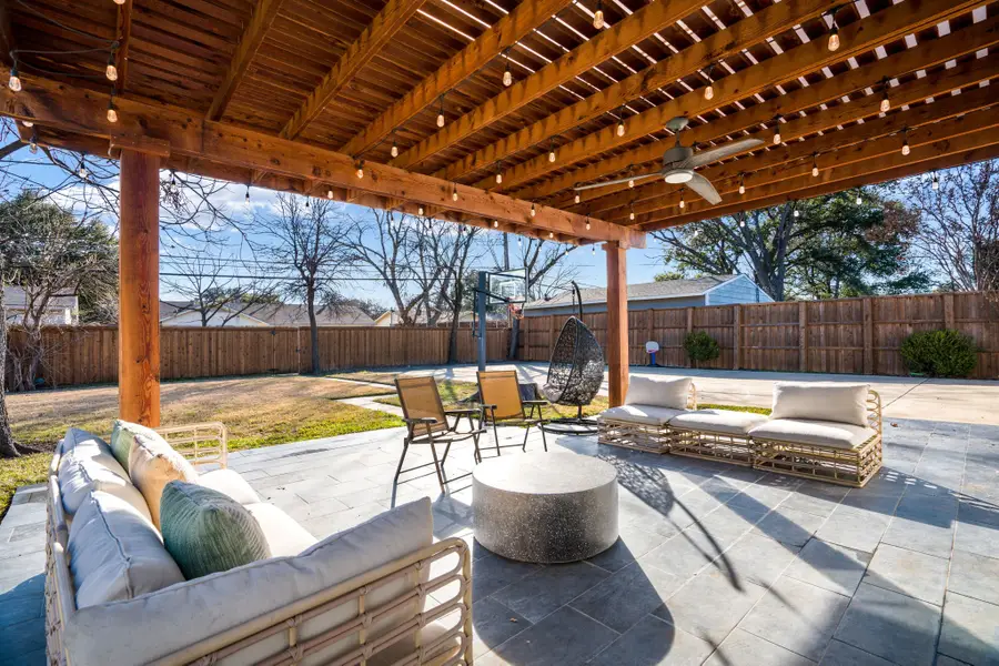 11319 Coral Hills Drive, Dallas, TX 75229 - Image #2