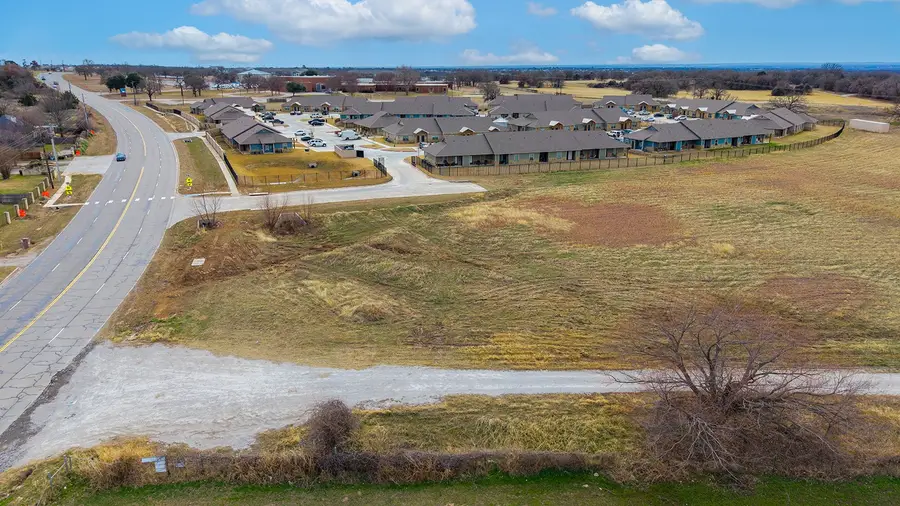 700 S Deer Park Road, Decatur, TX 76234 - #3