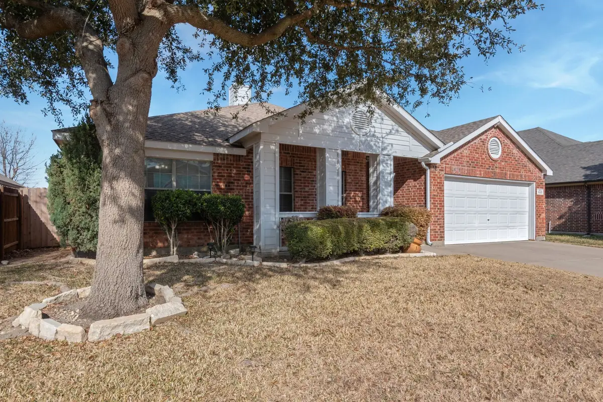 820 Forest Heights Drive, Crowley, TX 76036 - Image #1