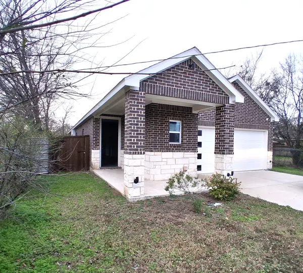 1212 S Rockwall Avenue, Terrell, TX 75160