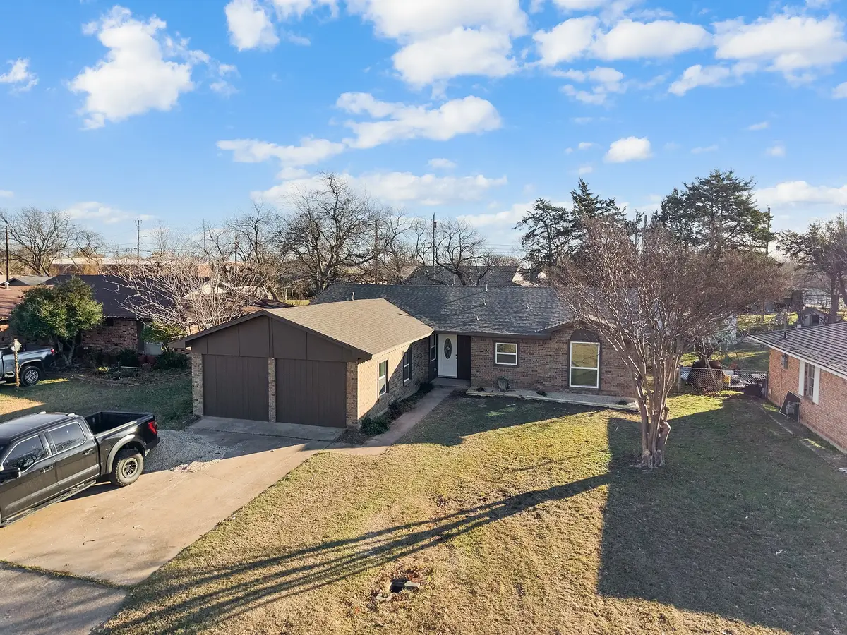 706 Hill City Drive, Duncanville, TX 75116 - Image #1