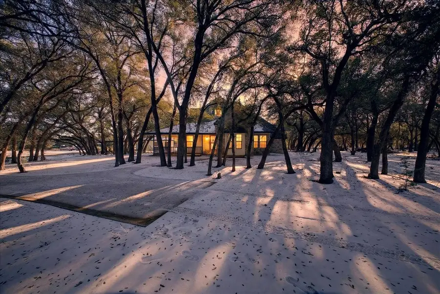 2793 Green Meadows Drive, Glen Rose, TX 76043 - Image #2