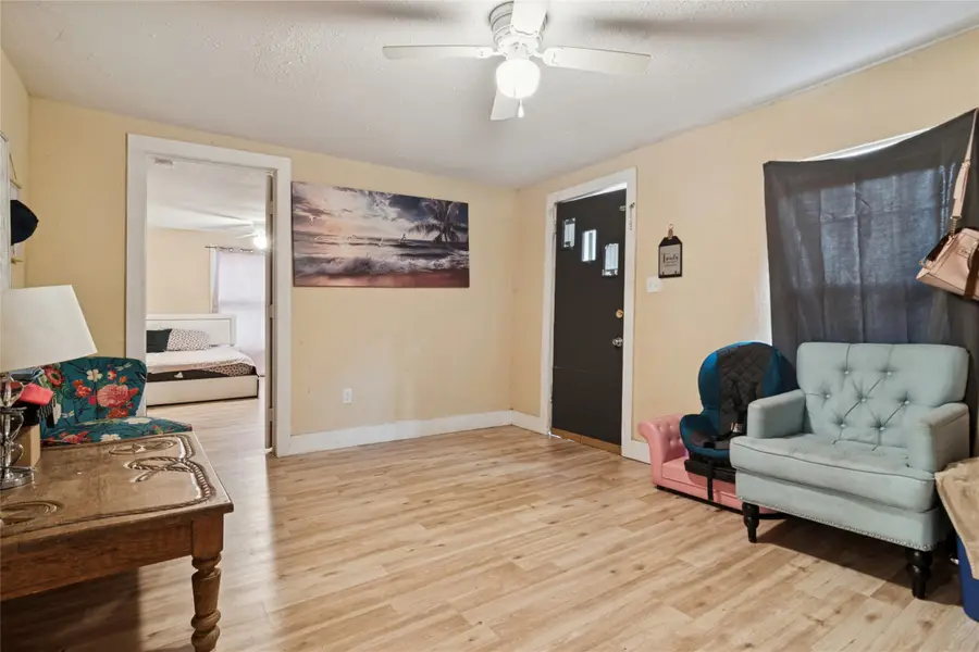 805 E 11th Street, Kemp, TX 75143 - Image #3