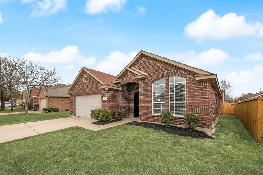 7928 Hill Country Lane, Dallas, TX 75249 - Image #2