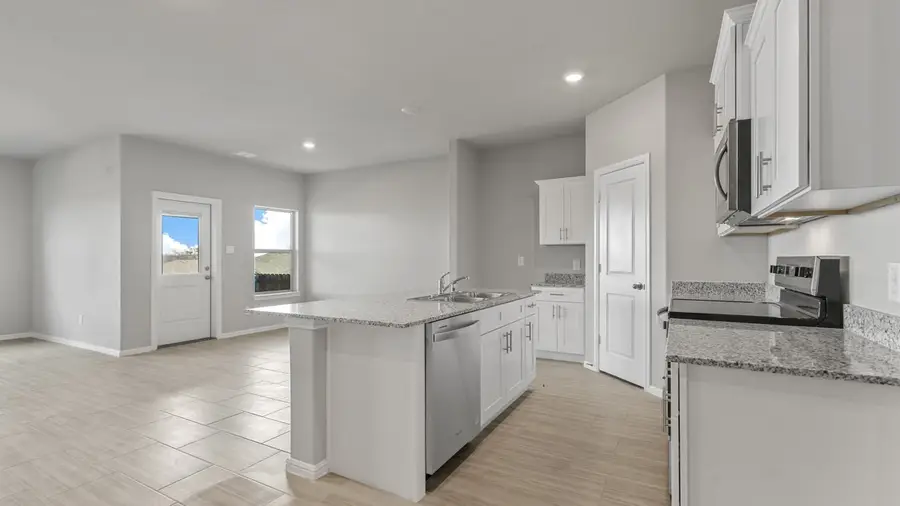 8540 Dunnstown Drive, Fort Worth, TX 76131 - Image #3