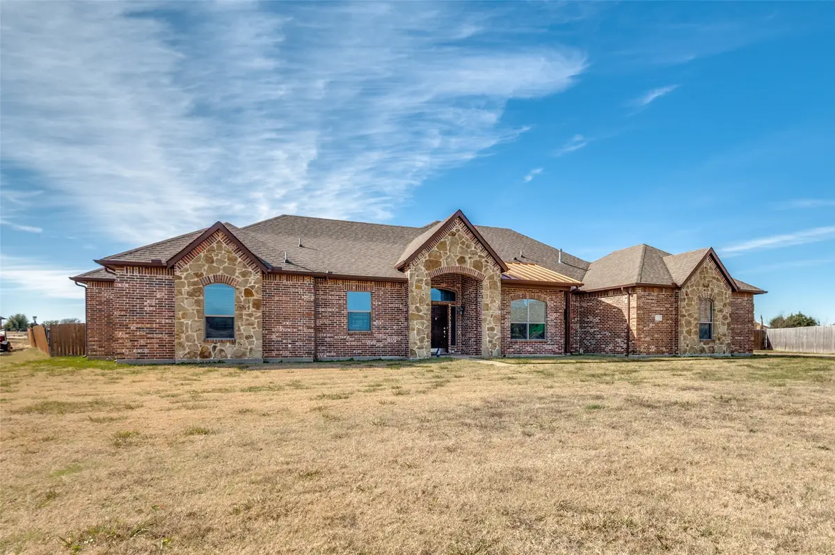124 Windsor Circle, Waxahachie, TX 75165 - Image #1
