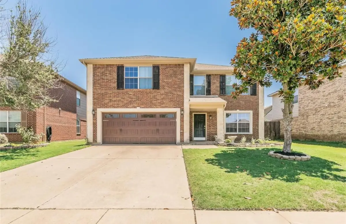 10708 Emerald Park Lane, Fort Worth, TX 76052 - Image #1