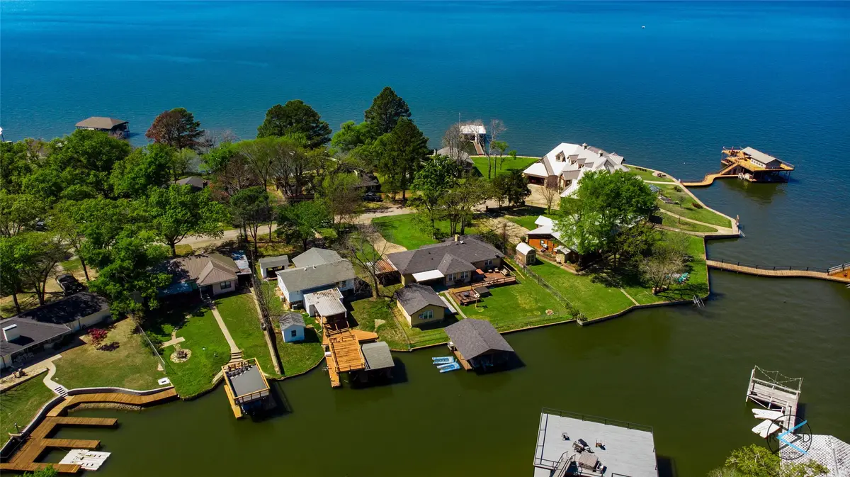 126 Maples Trail, Mabank, TX 75156 - Image #1