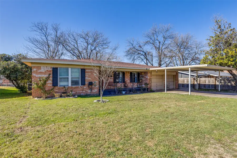 1304 S Hatcher Street, Decatur, TX 76234 - #3