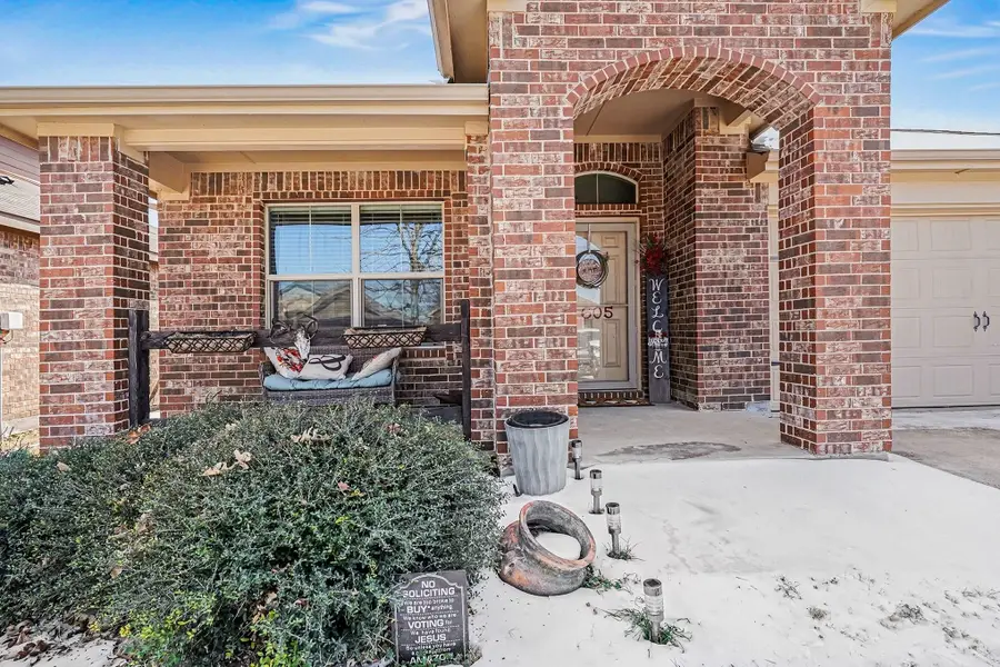 605 River Rock Drive, Azle, TX 76020 - #3