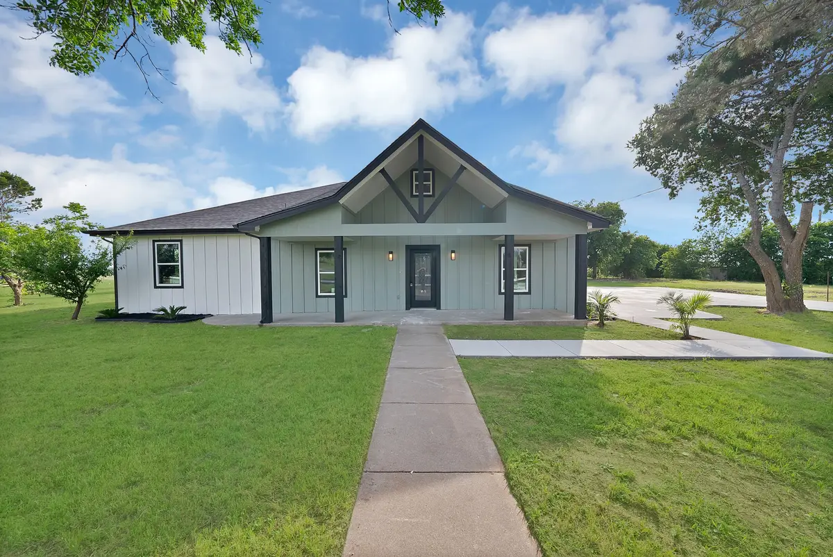 3800 County Road 1125, Cleburne, TX 76033 - #1