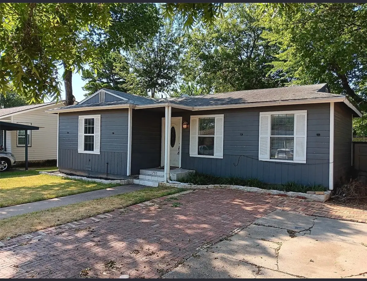 231 Elm Street, Hurst, TX 76053 - Image #1