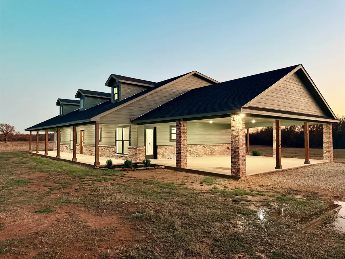 175 Flint Lane, Chico, TX 76431 - Image #1