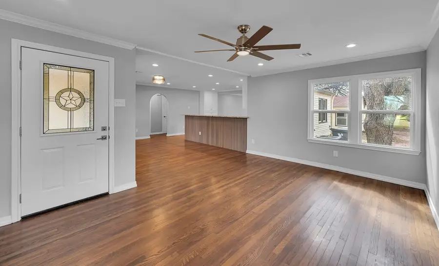 3213 S 3rd Street, Waco, TX 76706 - Image #2