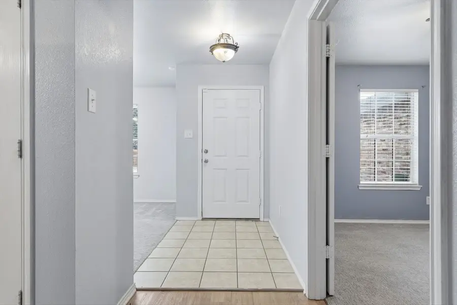 205 Broken Arrow, Krum, TX 76249 - Image #3