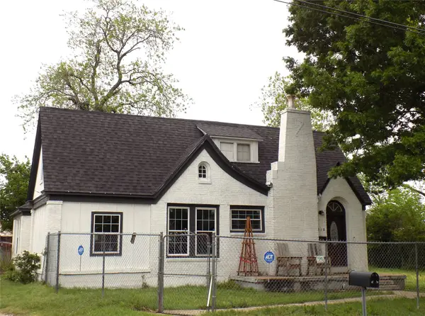 410 S Mill Street, Bowie, TX 76230