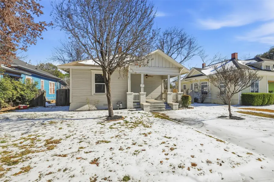 526 S Clinton Avenue, Dallas, TX 75208 - #2
