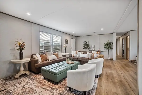 279 Cumberland Trail, Runaway Bay, TX 76426