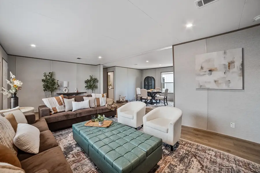 279 Cumberland Trail, Runaway Bay, TX 76426 - #2