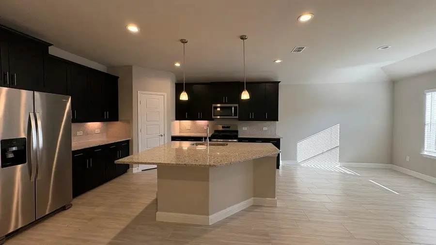 4131 Cornerstone Circle, Granbury, TX 76048 - #2