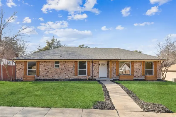 133 N Crestwood Boulevard, DeSoto, TX 75115
