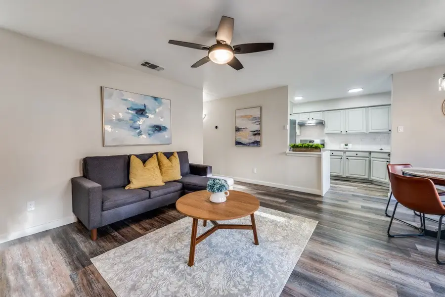 2100 Rainbow Drive #4111, Arlington, TX 76011 - Image #3