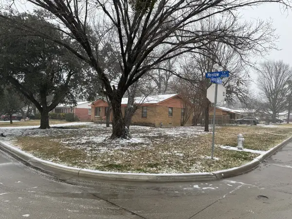 1921 Meadow Lane, Arlington, TX 76010