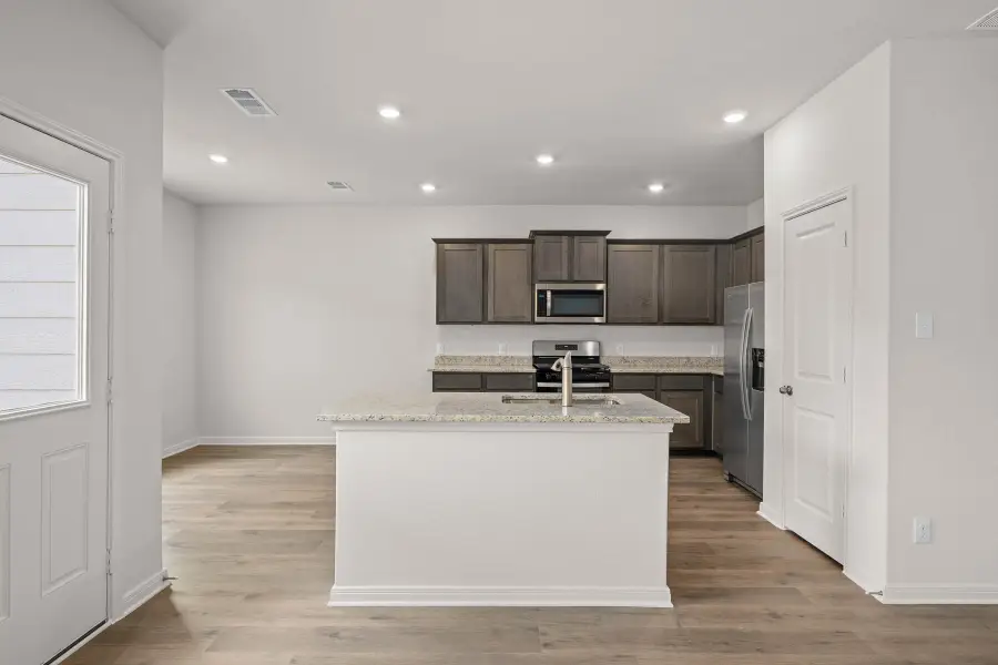 300 Revolution Drive, Venus, TX 76084 - Image #2