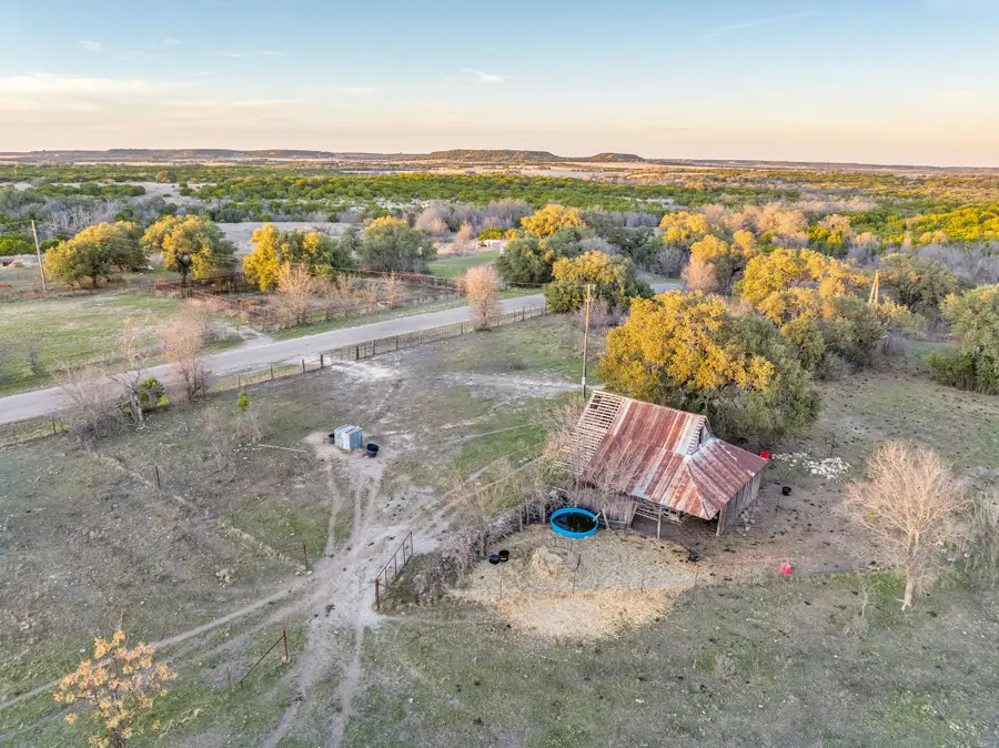 3651 County Road 4145, Cranfills Gap, TX 76637 - #2