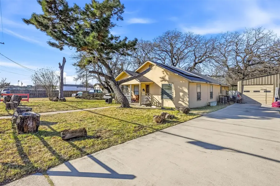 2113 Harris Lane, Haltom City, TX 76117 - Image #2