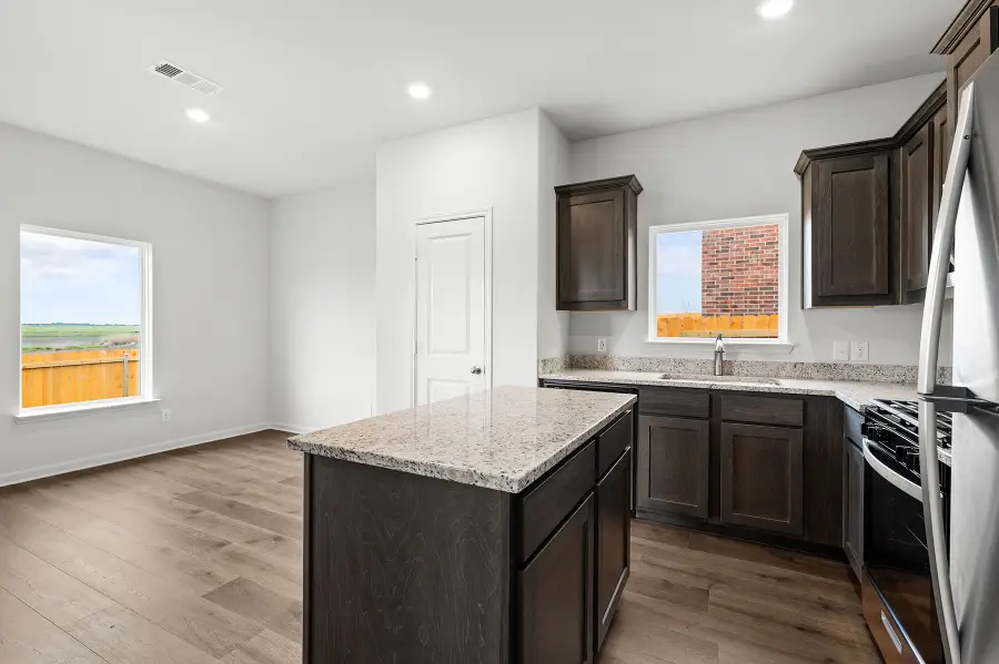 306 Revolution Drive, Venus, TX 76084 - Image #3