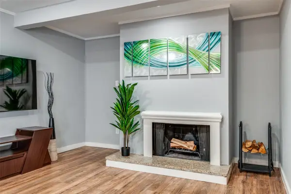 4317 Hartford Street #214, Dallas, TX 75219