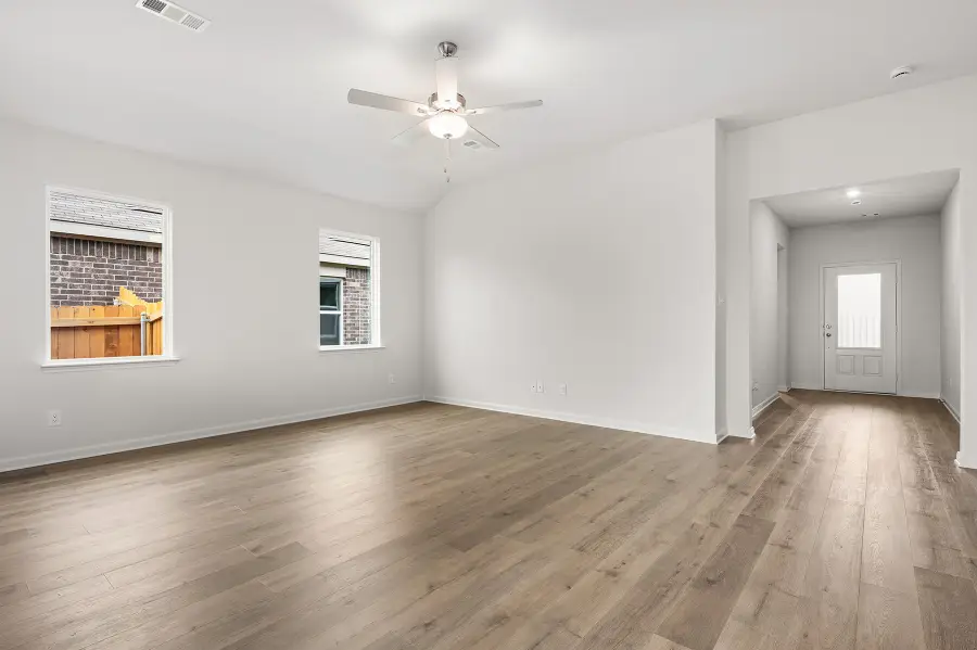 320 Revolution Drive, Venus, TX 76084 - Image #2