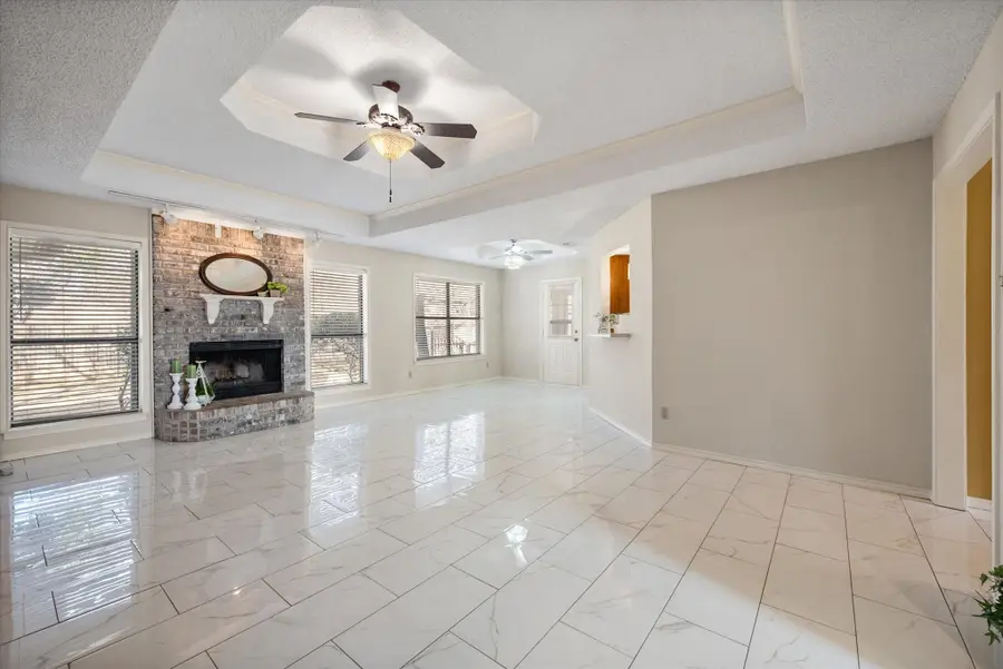 2137 Chapel Downs Drive, Arlington, TX 76017 - Image #3