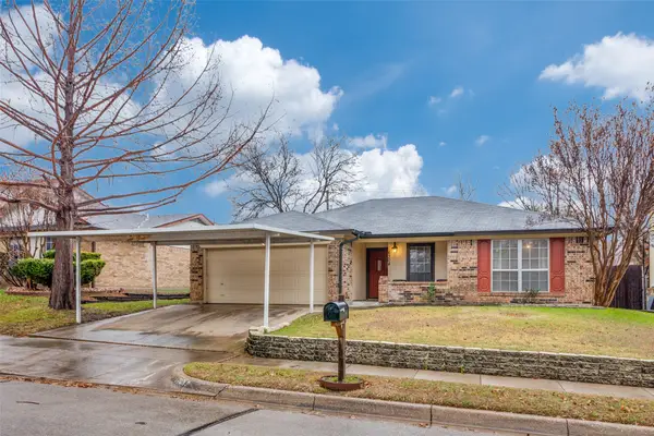 6304 Old Mill Circle, Watauga, TX 76148