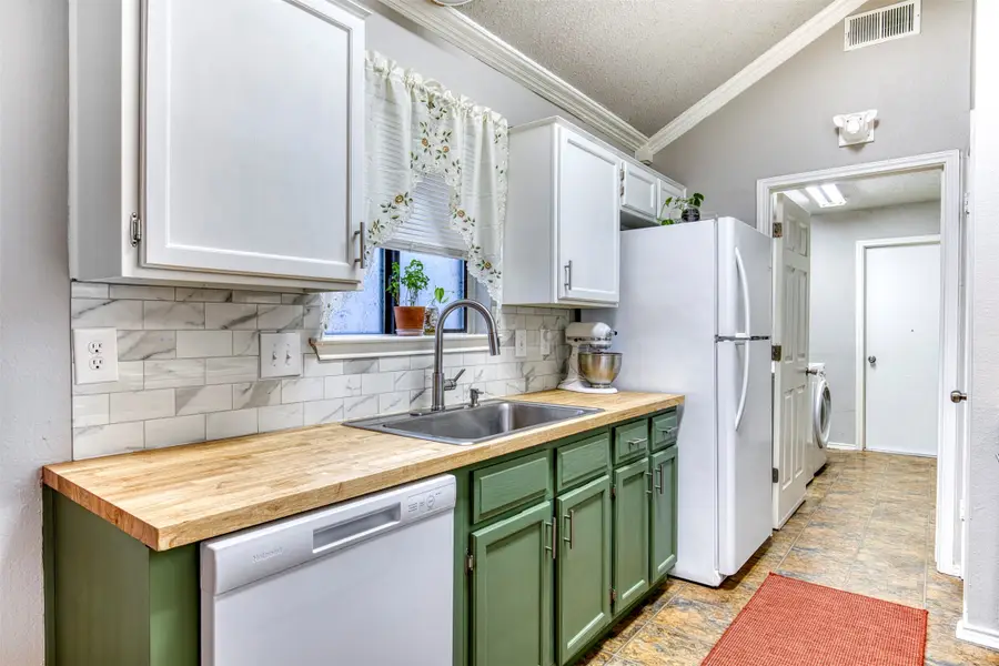 2817 Country Creek Lane, Fort Worth, TX 76123 - #3