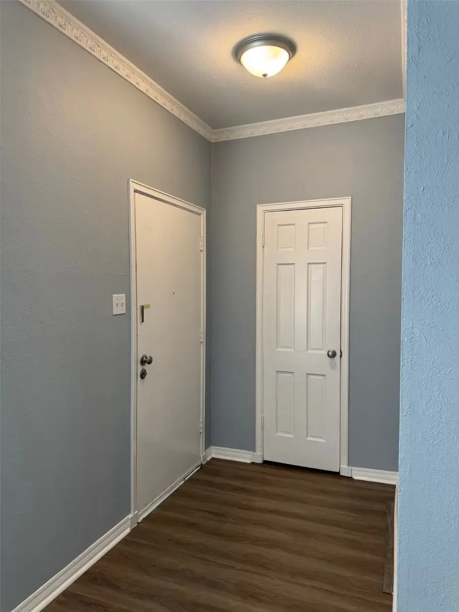 4320 Bellaire Drive S #102W, Fort Worth, TX 76109 - Image #3