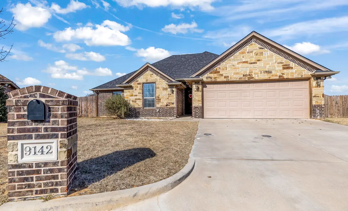 9142 Parkview Circle, Tolar, TX 76476 - Image #1
