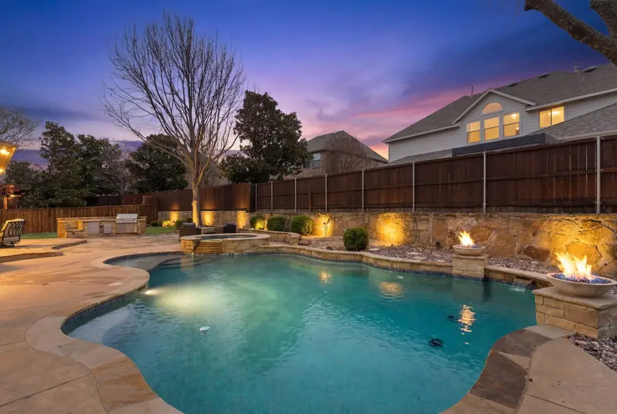 1109 Woodcliff Drive, McKinney, TX 75072 - Image #3